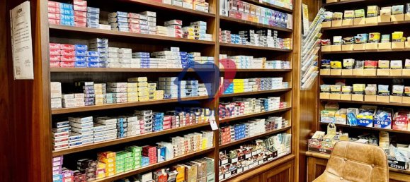 Propiedad comercial de 2 habitaciónes en Rome, Italy No. 77035 6