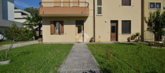 4 bedrooms Villa in San Donà di Piave, Italy No. 274233 5