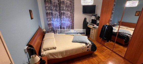 3 bedrooms Apartment in Brescia, Italy No. 80709 8