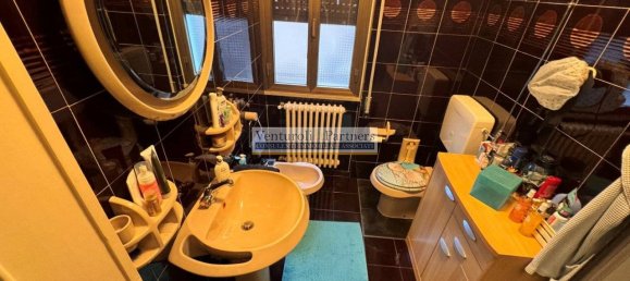 3 bedrooms Apartment in Brescia, Italy No. 80709 9