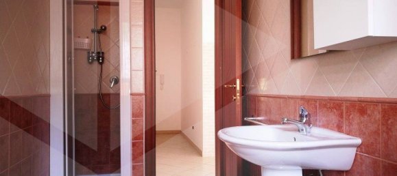 3 rooms Apartment in Messina, Italy No. 20978 15