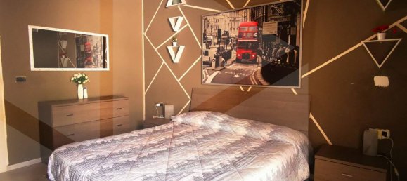 3 rooms Apartment in Messina, Italy No. 20978 11