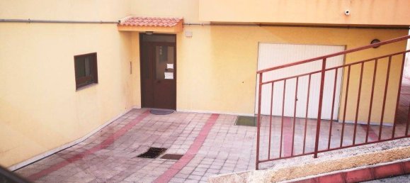 3 rooms Apartment in Messina, Italy No. 20978 19