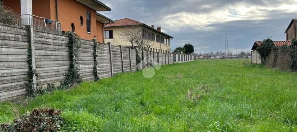 800m² Land in Corbetta, Italy No. 85694 9