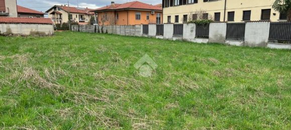 800m² Land in Corbetta, Italy No. 85694 3