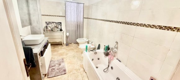 5 chambres Villa à Cepagatti, Italy No. 340999 2