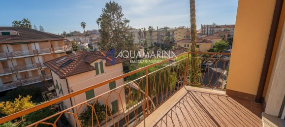 Apartamento de 2 habitaciónes en Bordighera, Italy No. 167719 12