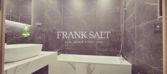 3 Schlafzimmer Wohnung in Victoria, Malta, Nr. 6076 9