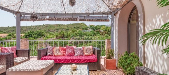 Villa de 3 dormitorios en Estepona, Spain No. 52288 16