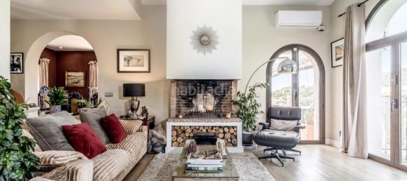 Villa de 3 dormitorios en Estepona, Spain No. 52288 12