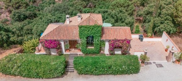 Villa de 3 dormitorios en Estepona, Spain No. 52288 6