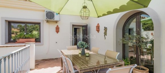 Villa de 3 dormitorios en Estepona, Spain No. 52288 20