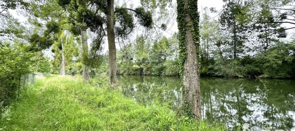 Земельный участок 6627м² в Вайи-сюр-Эн, Франция № 267160 2