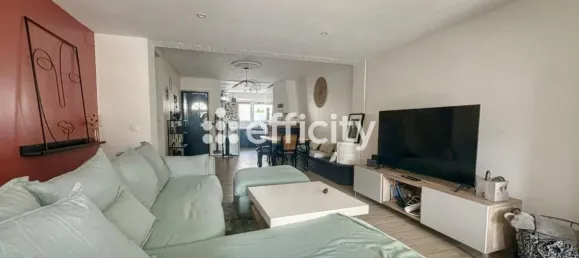 3 bedrooms House in Perenchies, France No. 352441 6