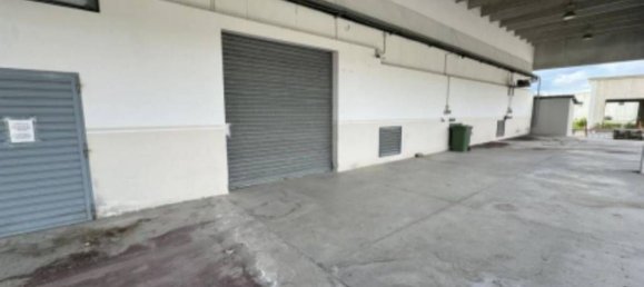 1774m² Warehouse in Sulmona, Italy No. 300675 4