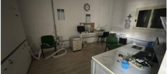 1774m² Warehouse in Sulmona, Italy No. 300675 9