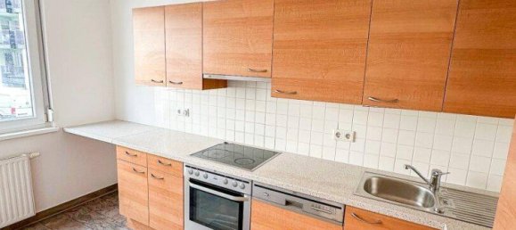 54m² Office in Meidling, Austria No. 156411 2