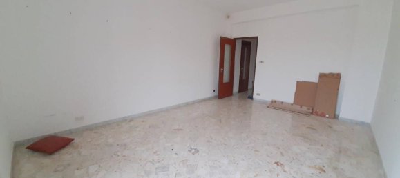 2 Schlafzimmer Wohnung in Taranto, Italy, Nr. 41954 3