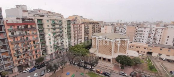 2 Schlafzimmer Wohnung in Taranto, Italy, Nr. 41954 4