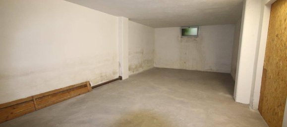 31m² Garage in Porto Sant'Elpidio, Italy No. 147603 2