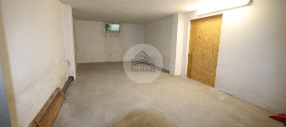 31m² Garage in Porto Sant'Elpidio, Italy No. 147603 3