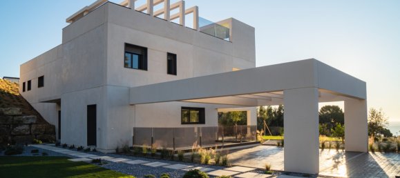 4 bedrooms Villa in Benalmadena Pueblo, Spain No. 4598 4