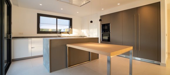 4 bedrooms Villa in Benalmadena Pueblo, Spain No. 4598 19