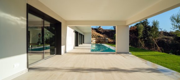 4 bedrooms Villa in Benalmadena Pueblo, Spain No. 4598 5