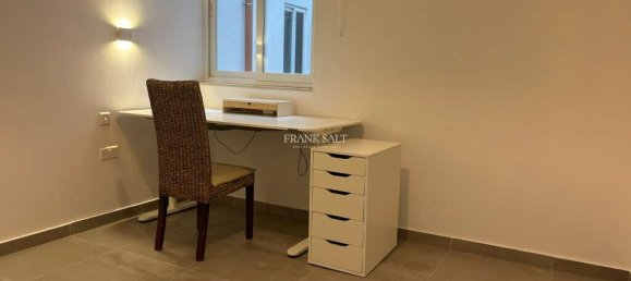 Квартира с 2 спальнями в Санта-Венера, Мальта № 10593 13