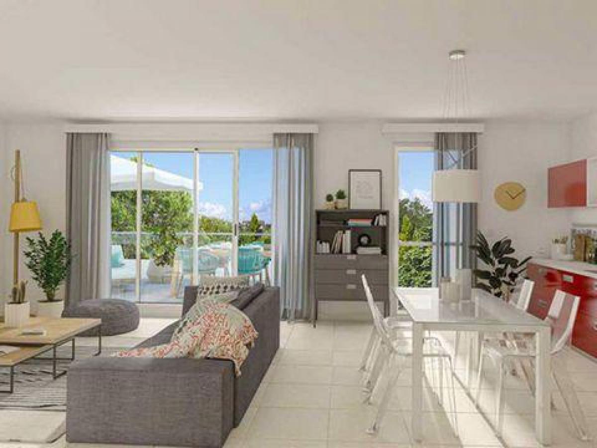 Studio in the Condo in Antibes, France No. 15765