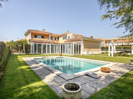 5 bedrooms Villa in Sintra, Portugal No. 228838