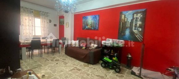 2 Schlafzimmer Wohnung in Messina, Italy, Nr. 269074 12