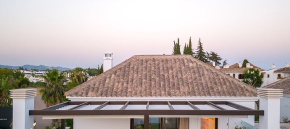 3 bedrooms Penthouse in Marbella, Spain No. 5739 5