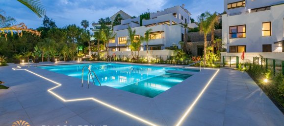 3 bedrooms Penthouse in Marbella, Spain No. 5739 9