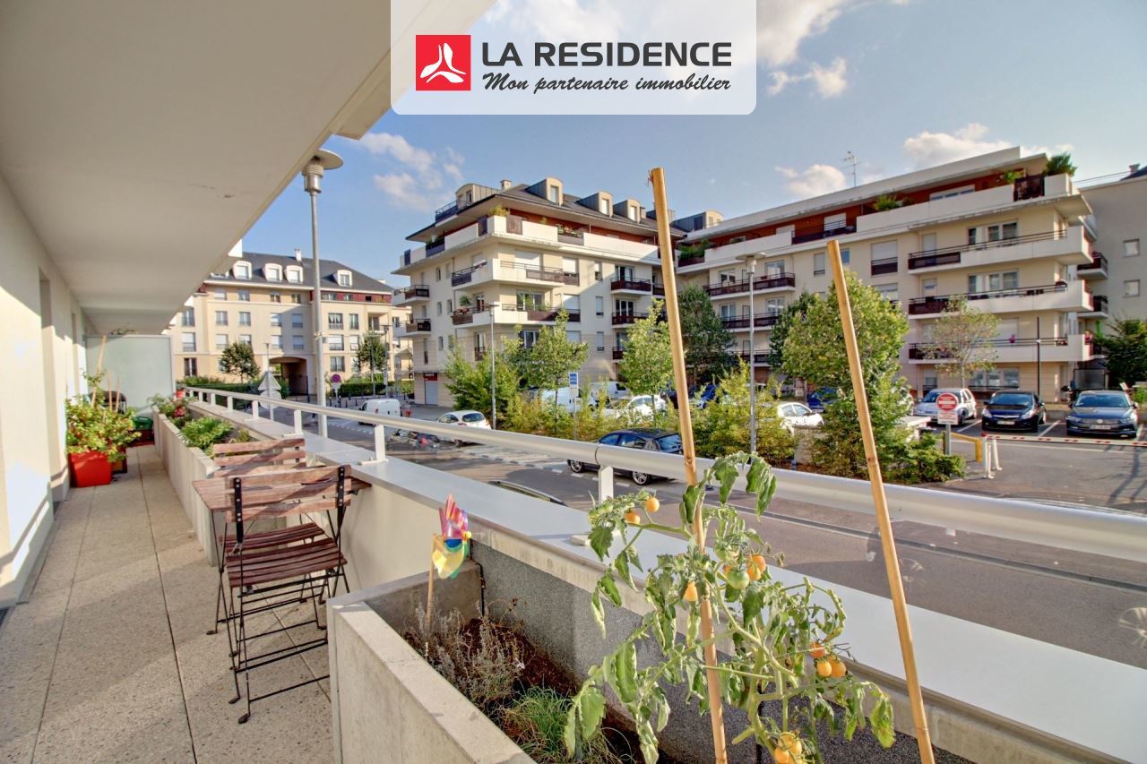 2 Schlafzimmer Wohnung in Carrieres-sous-Poissy, France, Nr. 174599