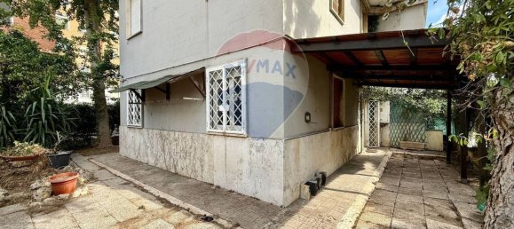 3 bedrooms Apartment in Rome, Italy No. 295486 17