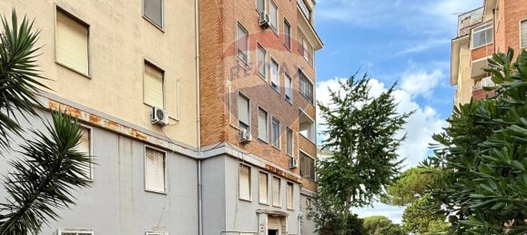 3 bedrooms Apartment in Rome, Italy No. 295486 14