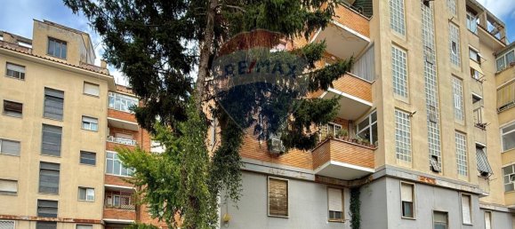 3 bedrooms Apartment in Rome, Italy No. 295486 19