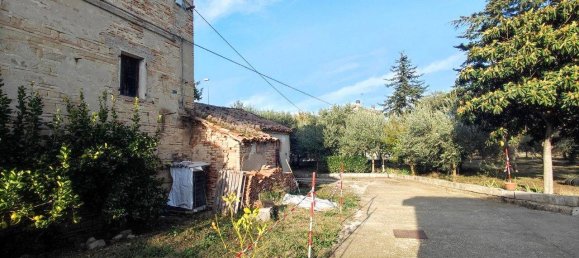 8 غرف نوم منزل في Fano, Italy رقم 109119 10