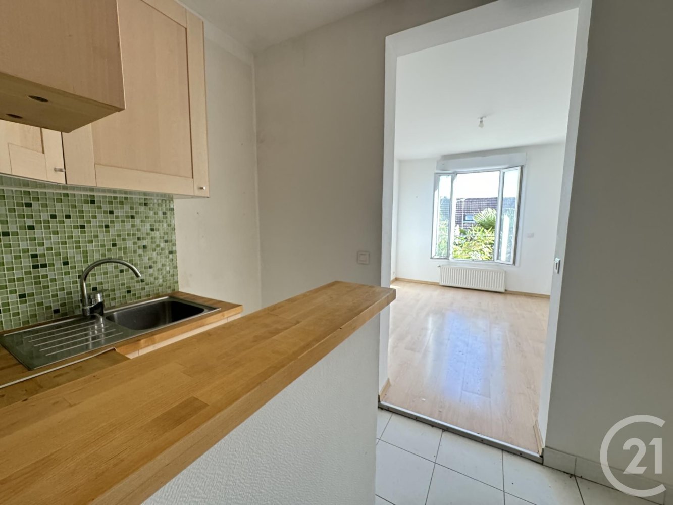 Studio in Fontenay-sous-Bois, France, Nr. 180268