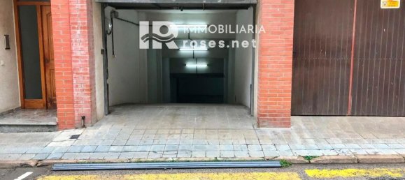 37m² Garage in Roses, Spain No. 179084 2