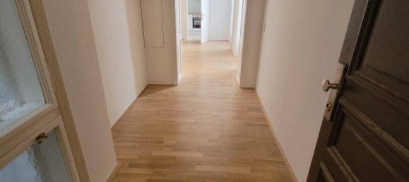 4-salle Appartement à Alsergrund, Austria No. 204090 2