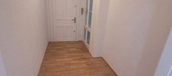 4-salle Appartement à Alsergrund, Austria No. 204090 3