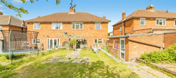 3 bedrooms House in Bushey, United Kingdom No. 6188 28