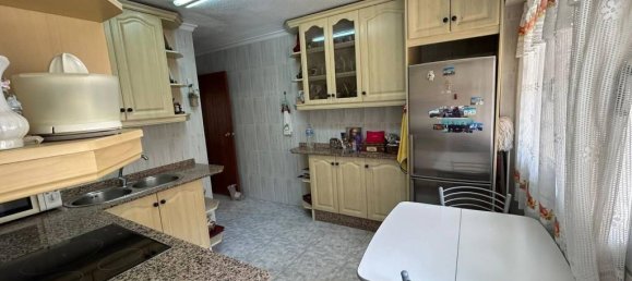 3 bedrooms Apartment in Benidorm, Spain No. 121404 8