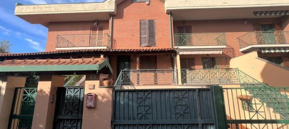 Дом с 5 комнатами в Монте Компатри, Италия № 29246 2