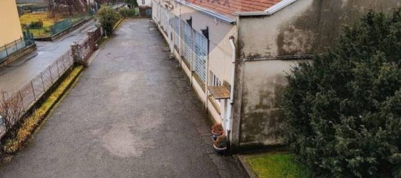 5 rooms Warehouse in Jerago con Orago, Italy No. 341956 9