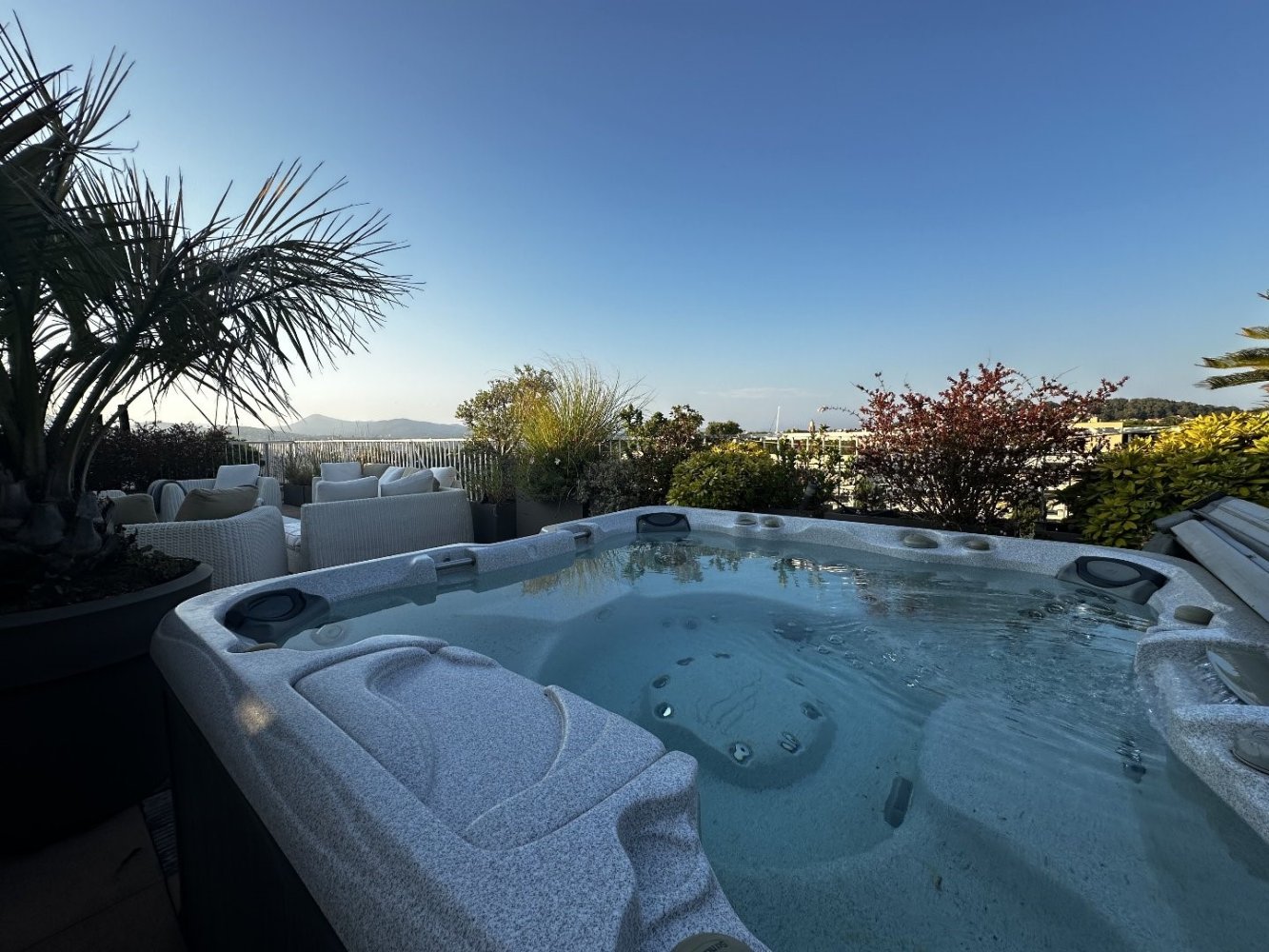 4 bedrooms House in Saint-Tropez, France No. 291848