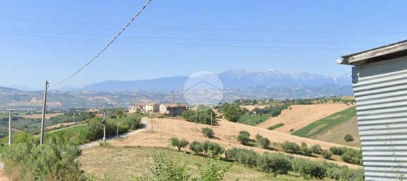 Terreno em Roseto degli Abruzzi, Italy 7000 m² N.º 297360 16