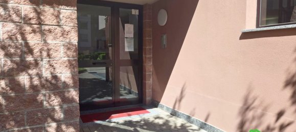 120m² Commercial property in San Giuliano Milanese, Italy No. 285875 8